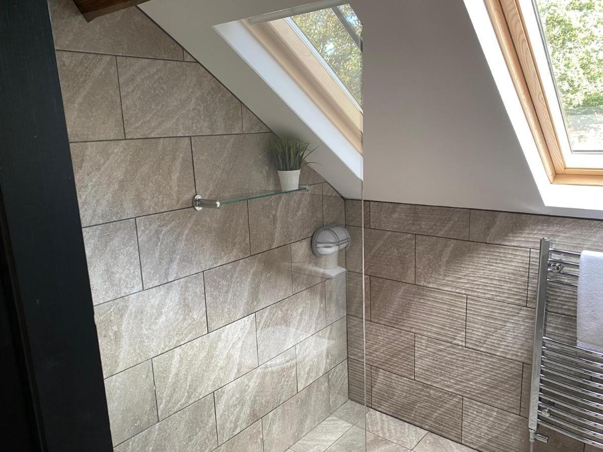 Betsey Trotwood. Historic Stylish 2-Bed Cottage. Blundeston Kültér fotó